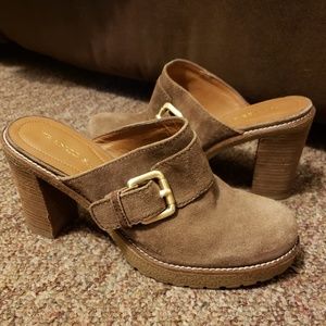 Franco Sarto L-Arctic faux leather clog like heels